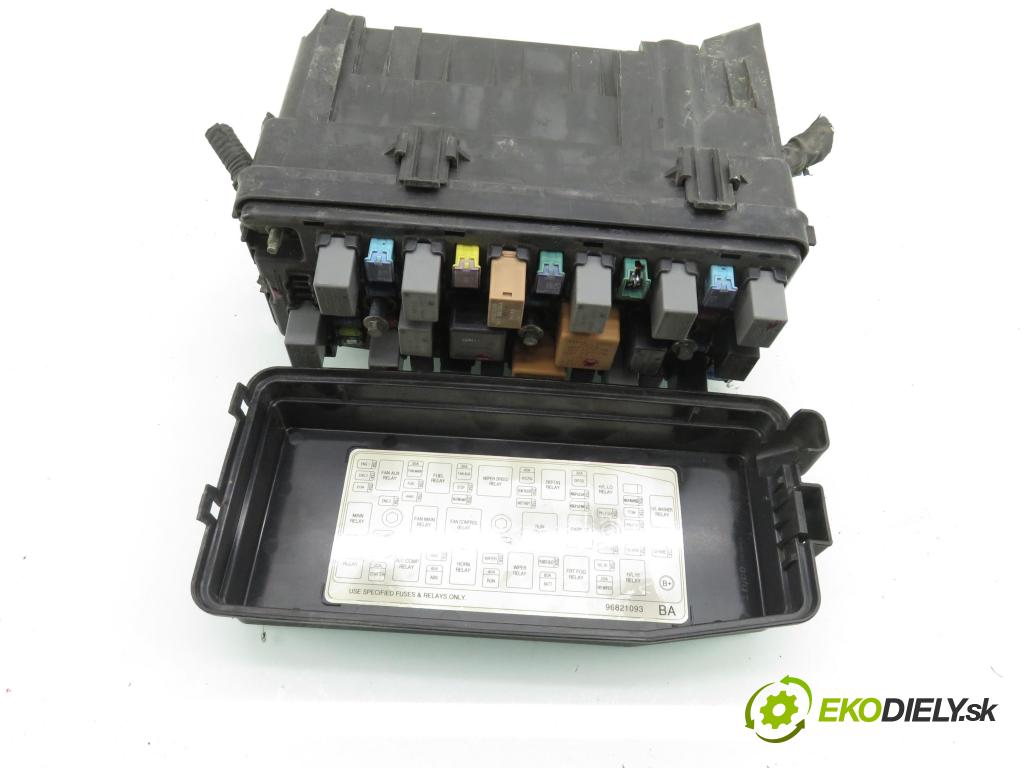 OPEL ANTARA A (L07) SUV 2007 167,00 3.2 V6 - Z 32 SEE 3195,00 Skrinka POJISTKY:
