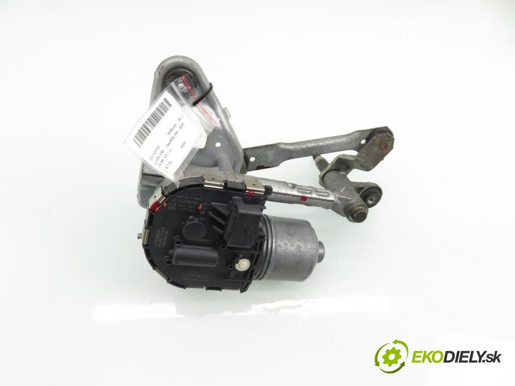 PEUGEOT 5008 (0U_, 0E_) MINIVAN 2010 110,00 2.0 HDi 150 / BlueHDi 150 - RHE (DW10CTED4) 1997,00 Motorček stieračov 1397220576 ; 3397021288 ; 9671062180