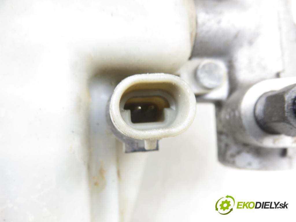 OPEL ANTARA A (L07) SUV 2007 167,00 3.2 V6 - Z 32 SEE 3195,00 Posilovač P96625854 (Servočerpadlo)