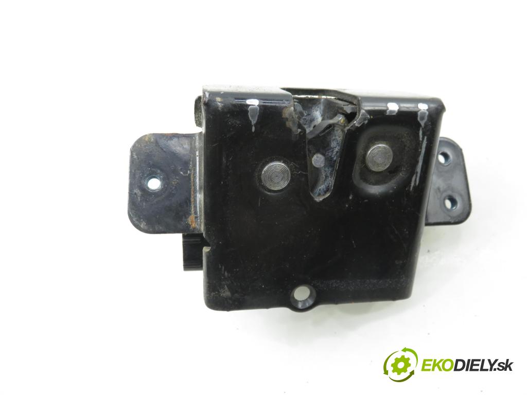 OPEL ANTARA A (L07) SUV 2007 167,00 3.2 V6 - Z 32 SEE 3195,00 zámok dverí kufor EL. 15934420