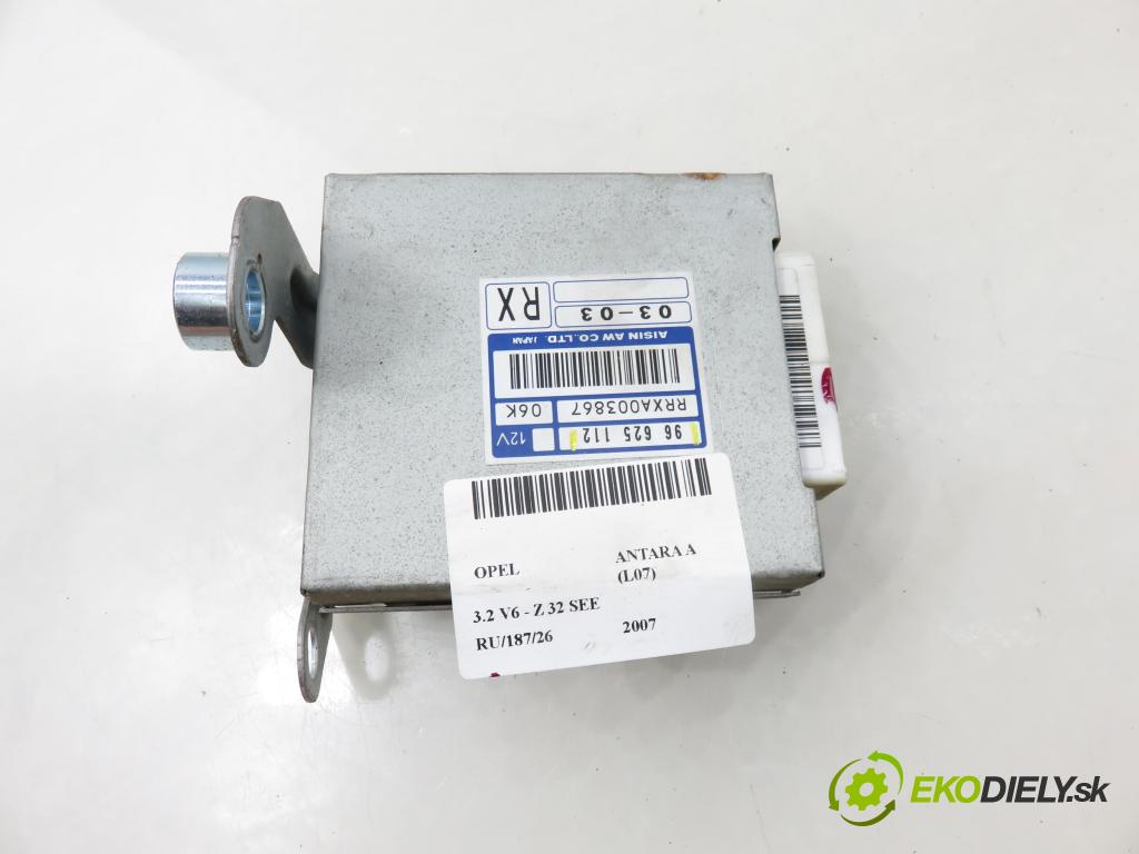 OPEL ANTARA A (L07) SUV 2007 167,00 3.2 V6 - Z 32 SEE 3195,00 řídící jednotka převodovky 96625112