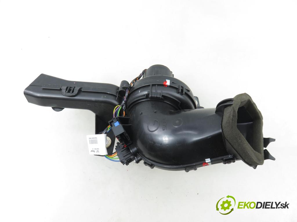 PEUGEOT 5008 (0U_, 0E_) MINIVAN 2010 110,00 2.0 HDi 150 / BlueHDi 150 - RHE (DW10CTED4) 1997,00 ventilátor větráku T5157001 ; 9683441680