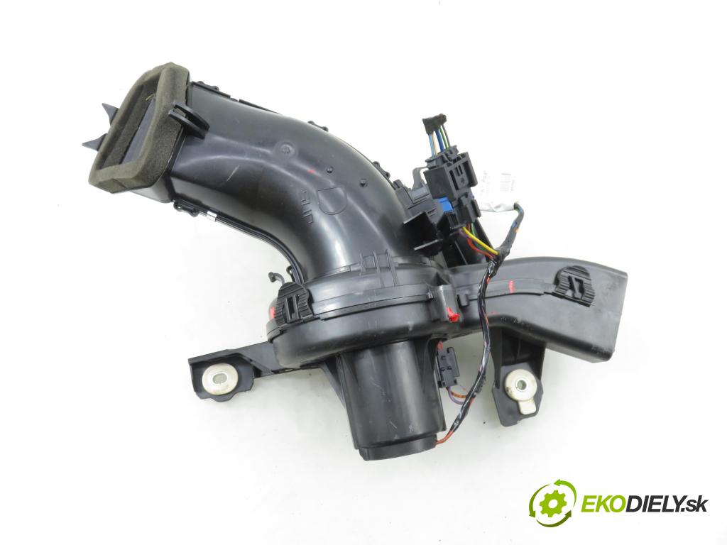 PEUGEOT 5008 (0U_, 0E_) MINIVAN 2010 110,00 2.0 HDi 150 / BlueHDi 150 - RHE (DW10CTED4) 1997,00 ventilátor větráku T5156001 ; 9683444380