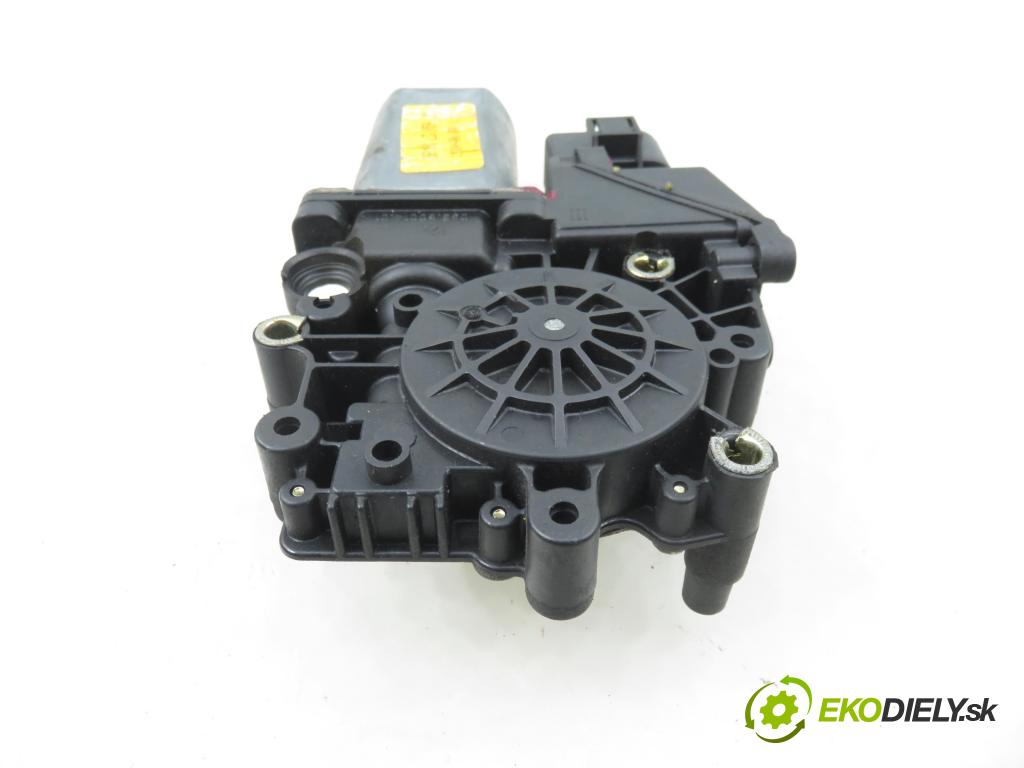 AUDI A3 (8L1) HB 2000 81,00 1.9 TDI - ASV 1896,00 Motorček sťahovania okien PP 8L3959802