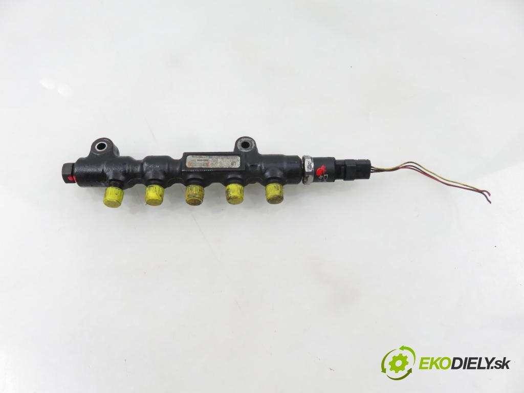 CITROEN C3 I (FC_) HB 2003 66,00 1.4 16V HDi - 8HY (DV4TED4) 1398,00 lišta vstřikovací 9642095280 ; 9307Z502B (Vstřikovací lišta)