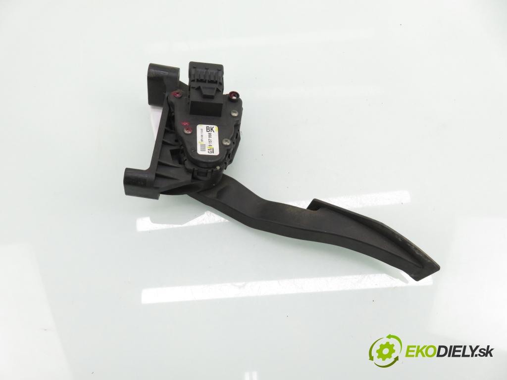 OPEL ASTRA H (A04) HB 2005 74,00 1.7 CDTI 100 - Z 17 DTH 1686,00 Potenciometer plynu 9157998BK ; 6PV00811200 (Potenciometer plynového pedálu)