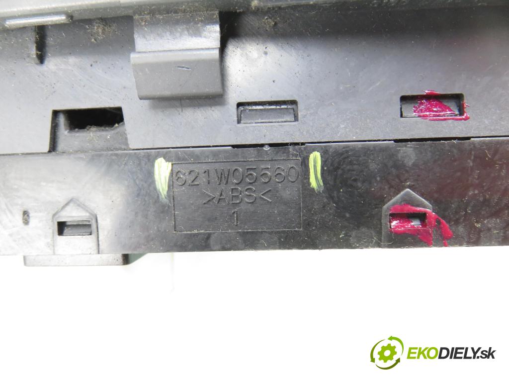 KIA CERATO I liftback (LD) HB 2004 83,00 2.0 CRDi - D4EA 1991,00 Panel ovládaní oken 621W05560
