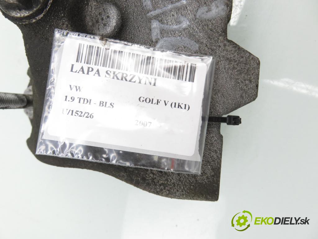 VW GOLF V (1K1) HB 2007 77,00 1.9 TDI - BLS 1896,00 uchycení převodovky 1K0199117BM