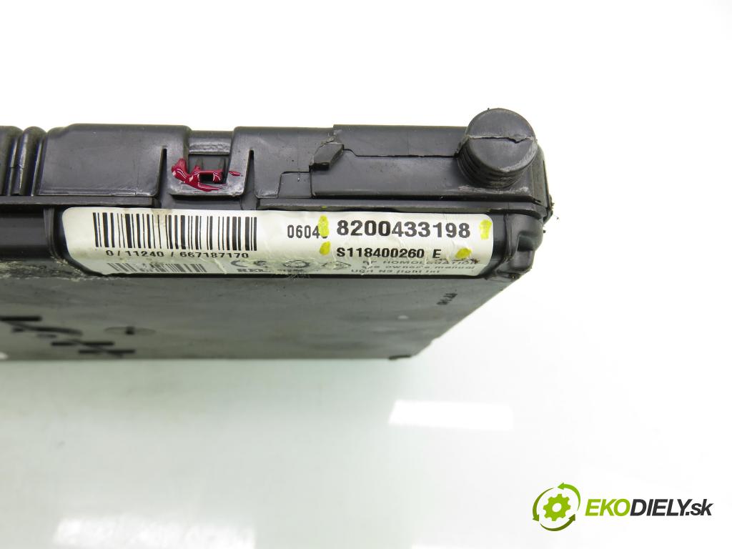 RENAULT MEGANE II (BM0/1_, CM0/1_) HB 2006 63,00 1.5 dCi 86 - K9K 724 1461,00 MODUL S118400260E ; 8200433198 ; 8200546251