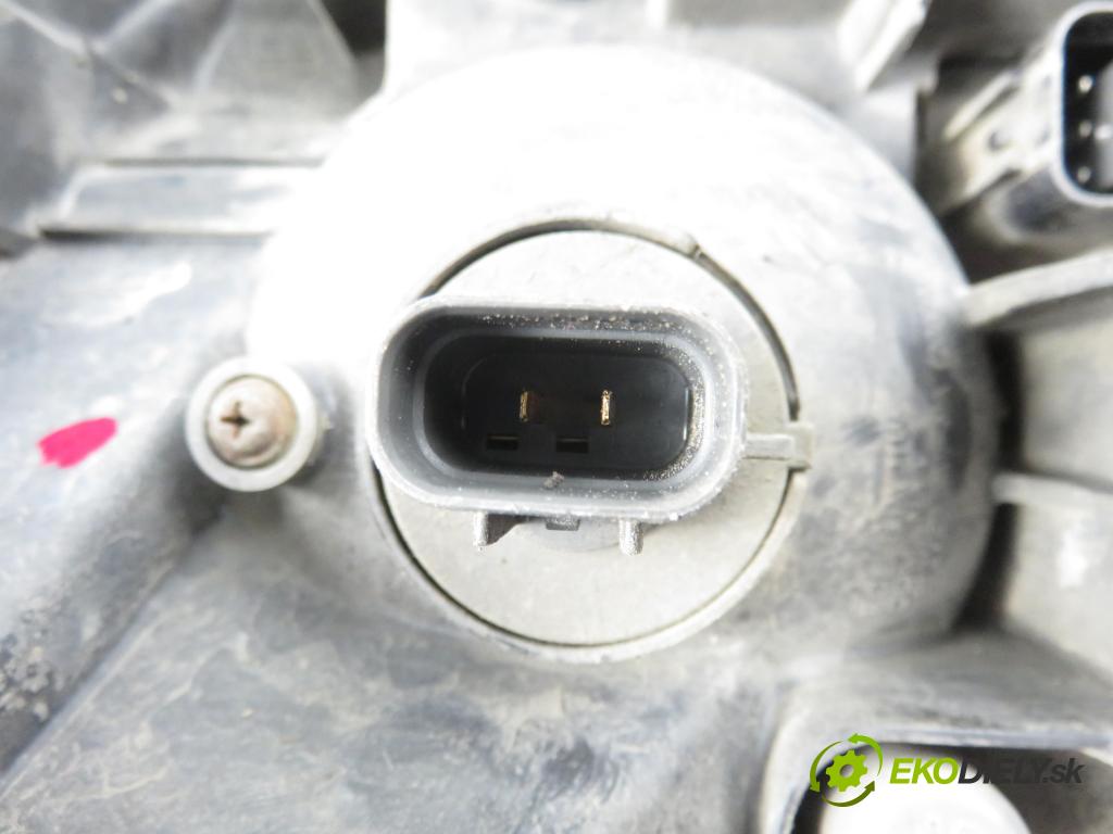 KIA CERATO I liftback (LD) HB 2004 83,00 2.0 CRDi - D4EA 1991,00 Svetlo LP 921012F0L