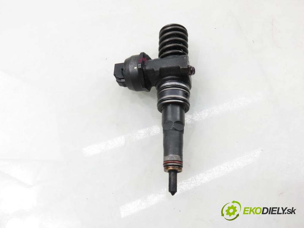 VW SHARAN (7M8, 7M9, 7M6) VAN 2002 85,00 1.9 TDI PD 115 4motion - AUY 1896,00 Vstrekovač 038130073AK ; 0414720038 (Vstrekovač paliva)