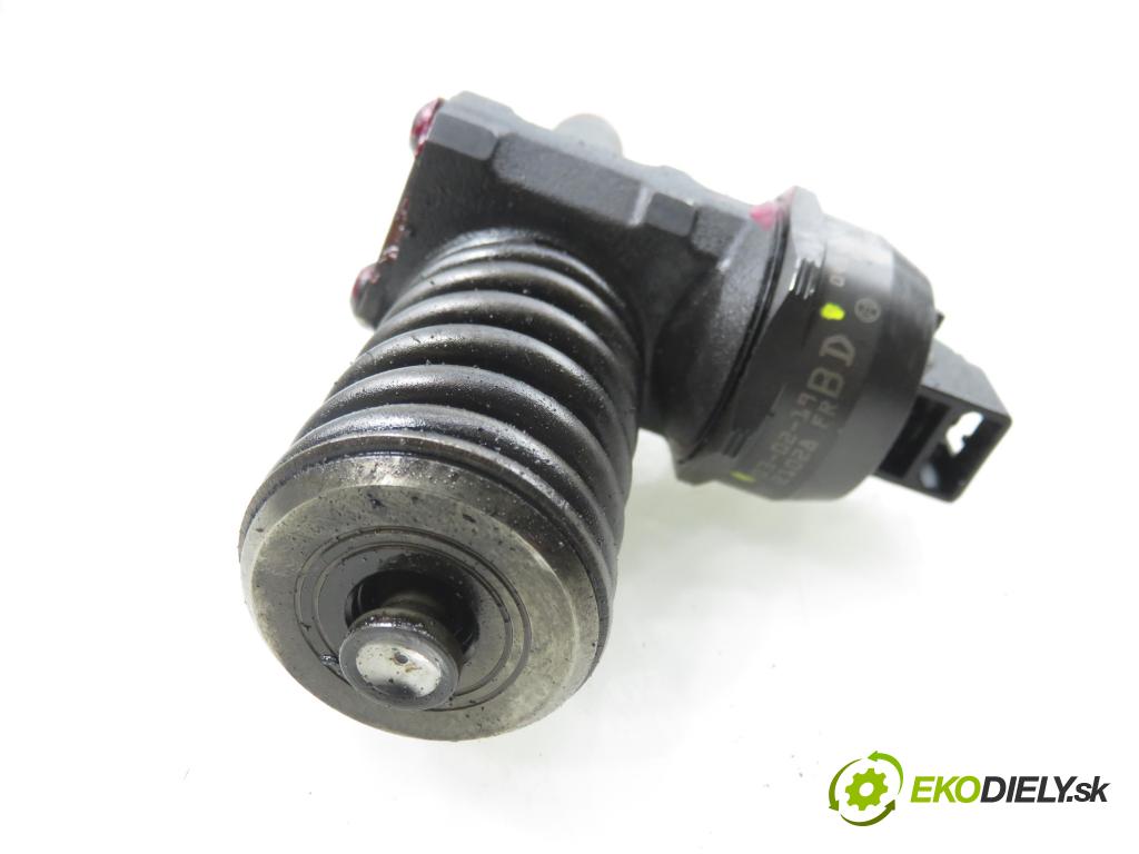 VW SHARAN (7M8, 7M9, 7M6) VAN 2002 85,00 1.9 TDI PD 115 4motion - AUY 1896,00 Vstrekovač 038130073AK ; 0414720038 (Vstrekovač paliva)