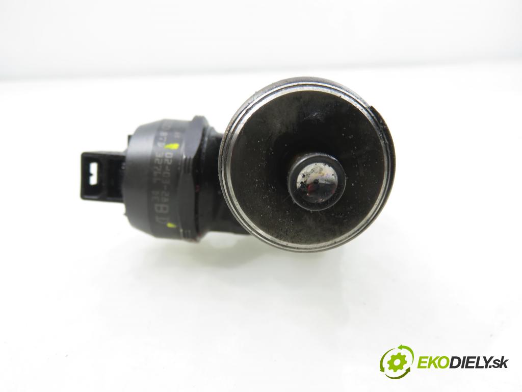 VW SHARAN (7M8, 7M9, 7M6) VAN 2002 85,00 1.9 TDI PD 115 4motion - AUY 1896,00 Vstrekovač 038130073AK ; 0414720038 (Vstrekovač paliva)