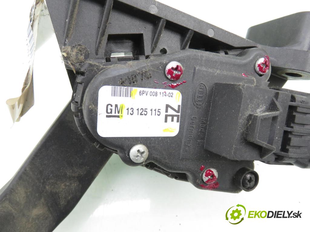 OPEL ZAFIRA B (A05) MINIVAN 2006 110,00 1.9 CDTI 150 - Z 19 DTH 1910,00 Potenciometer plynu 13125115ZE ; 6PV00811402 (Potenciometer plynového pedálu)