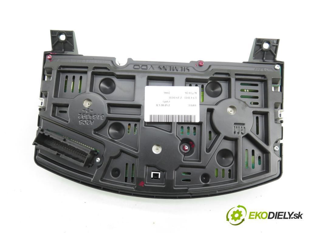OPEL ZAFIRA B (A05) MINIVAN 2006 110,00 1.9 CDTI 150 - Z 19 DTH 1910,00 prístrojovka elektrický 13225964YW