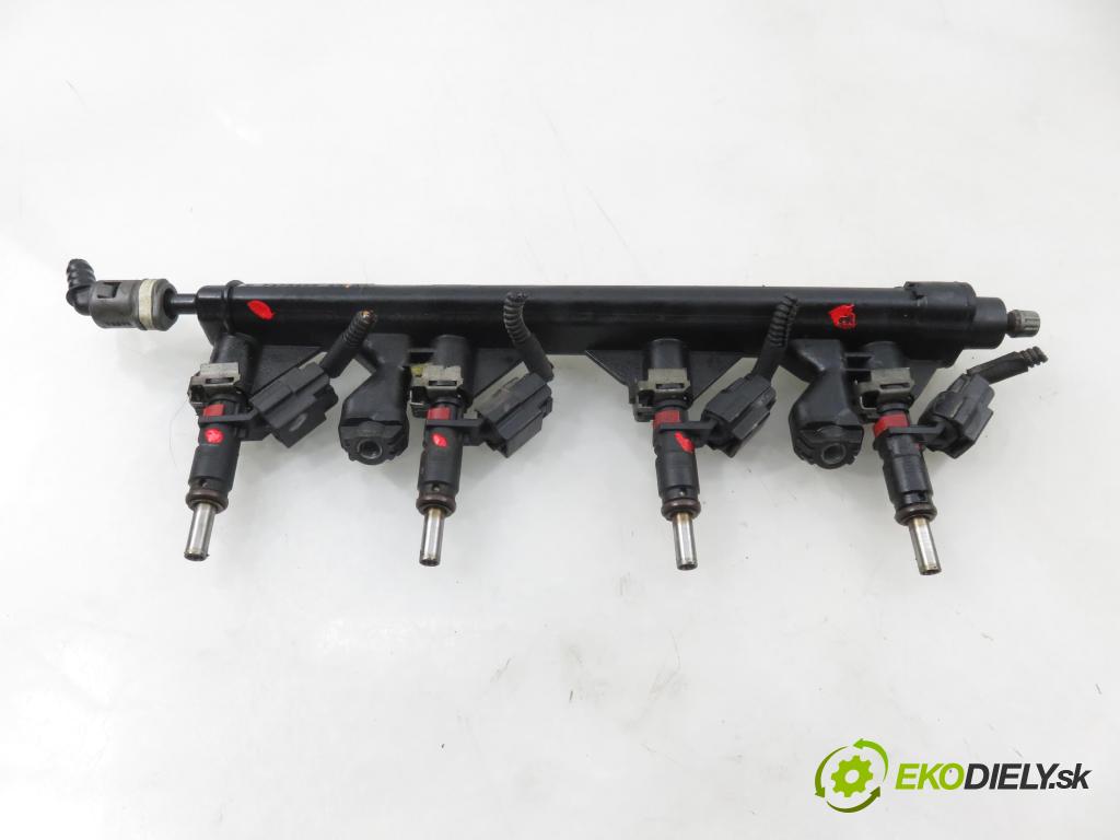PEUGEOT 207 SW (WK_) KOMBI 2008 70,00 1.4 16V - 8FS (EP3) 1397,00 Lišta vstrekovacia V752817680 ; V757564580 (Vstrekovacia lišta)