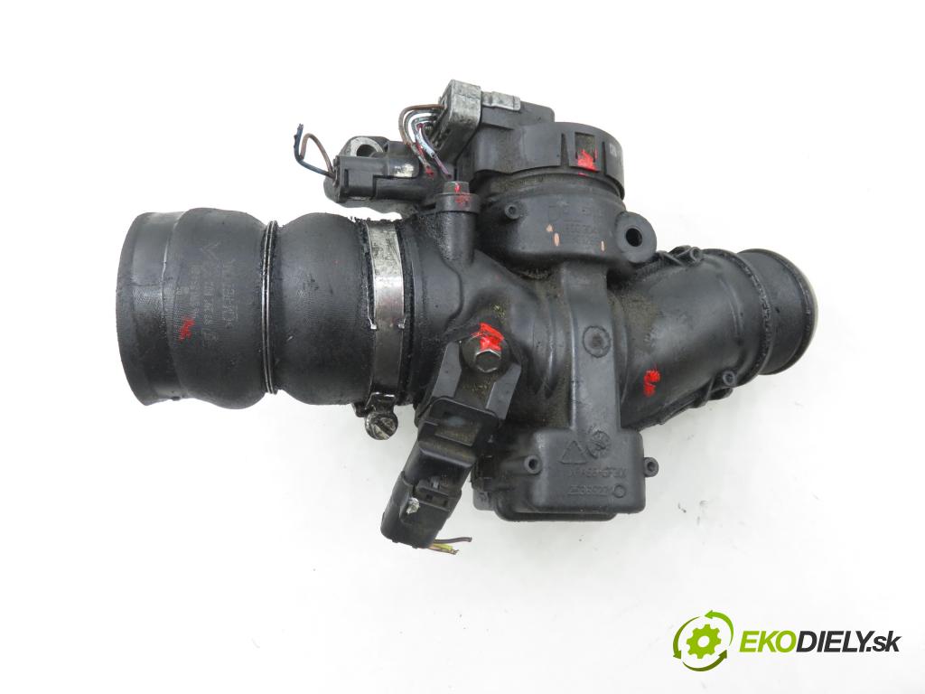 CITROEN C4 Picasso I (UD_) MINIVAN 2010 80,00 1.6 HDi 16V 109 - 9HZ 1560,00 škrtíci klapka 9660030480 ; 25365285 (Škrticí klapka)