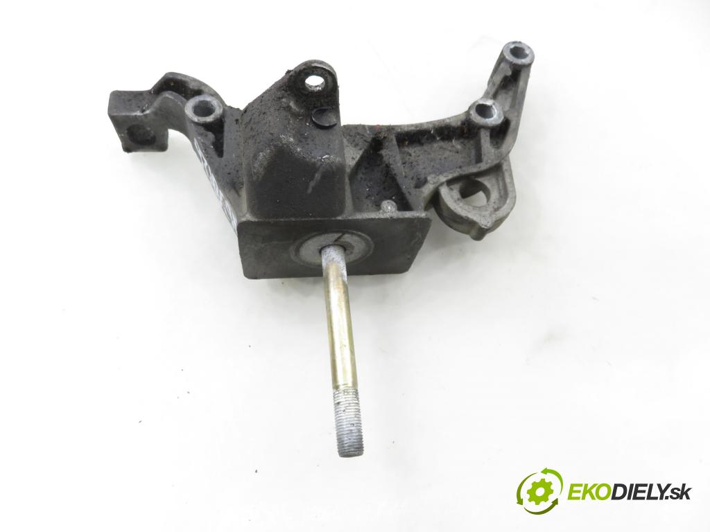 FIAT STILO Multi Wagon (192_) KOMBI 2004 70,00 1.4 16V 95 - 843 A1.000 1368,00 Uchytenie prevodovky 46821369