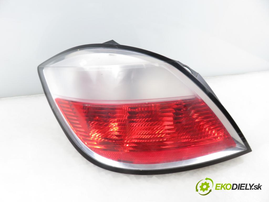 OPEL ASTRA H (A04) HB 2005 74,00 1.7 CDTI 100 - Z 17 DTH 1686,00 světlo levé zadní 24451835