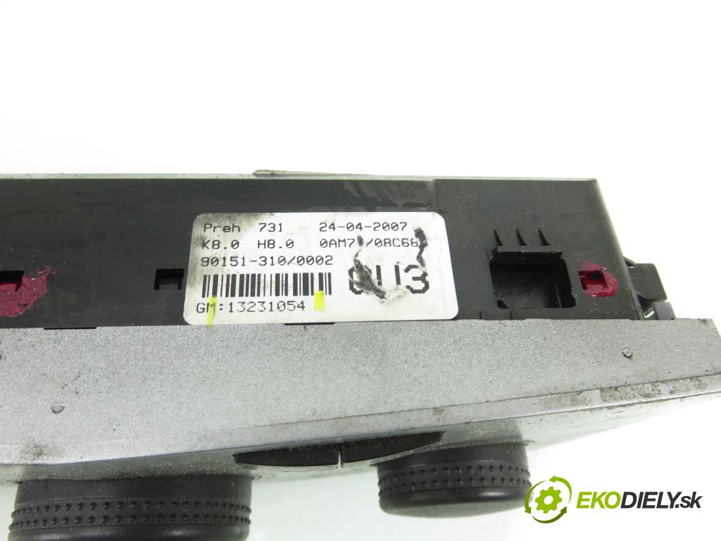 OPEL ZAFIRA B (A05) MINIVAN 2006 110,00 1.9 CDTI 150 - Z 19 DTH 1910,00 Panel kúrenia KLIMATIZACE: 13231054