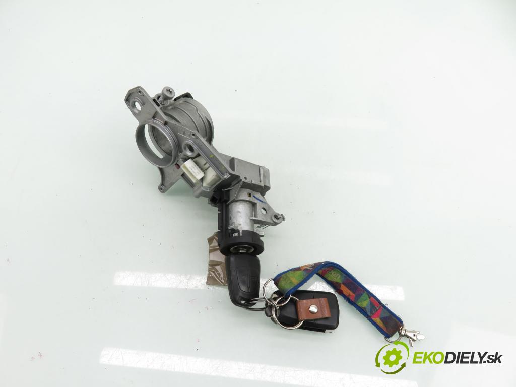 OPEL ZAFIRA B (A05) MINIVAN 2006 110,00 1.9 CDTI 150 - Z 19 DTH 1910,00 spínačka 2421430 ; N0501881. ; N0501882 (Spínací skříňka)