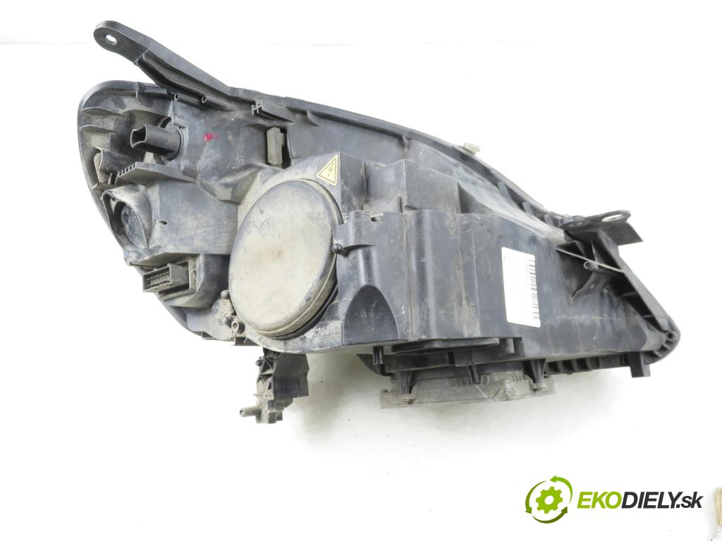 OPEL ZAFIRA B (A05) MINIVAN 2006 110,00 1.9 CDTI 150 - Z 19 DTH 1910,00 Svetlo LP 13252470