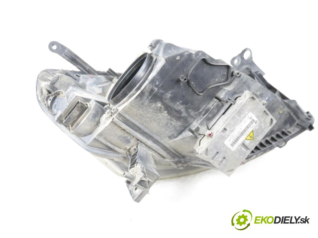 OPEL ZAFIRA B (A05) MINIVAN 2006 110,00 1.9 CDTI 150 - Z 19 DTH 1910,00 Svetlo LP 13252470