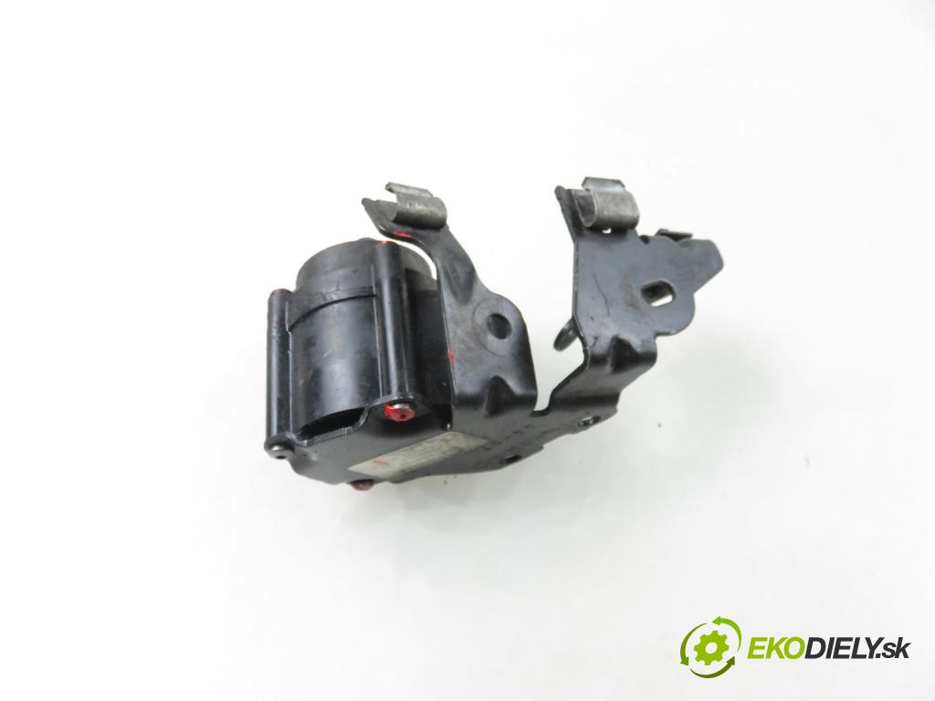 PEUGEOT 308 (4A_, 4C_) HB 2008 110,00 1.6 THP 150 - 5FX (EP6DT) 1598,00 pumpa vody elektrická V756372180