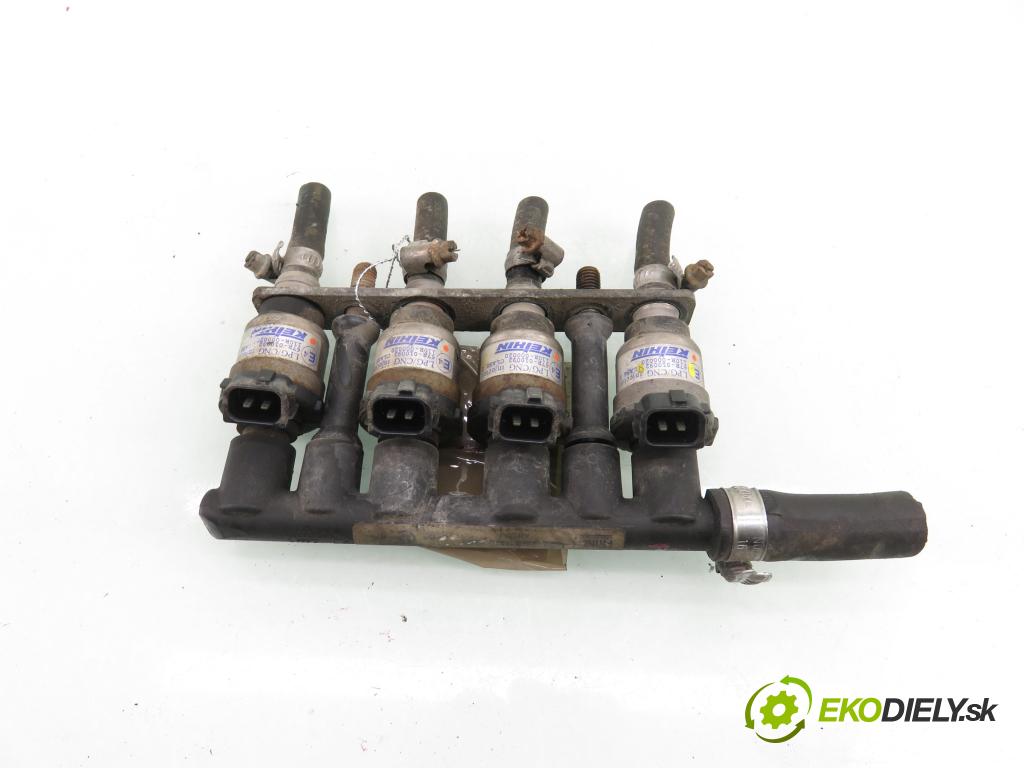 CITROEN BERLINGO / BERLINGO FIRST nadwozie wielkoprzestrzenne (MPV) KOMBIVAN 2005 80,00 1.6 16V (MFNFU) - NFU (TU5JP4) 1587,00 Lišta vstrekovacia LPG 67R010092 ; 67R010093