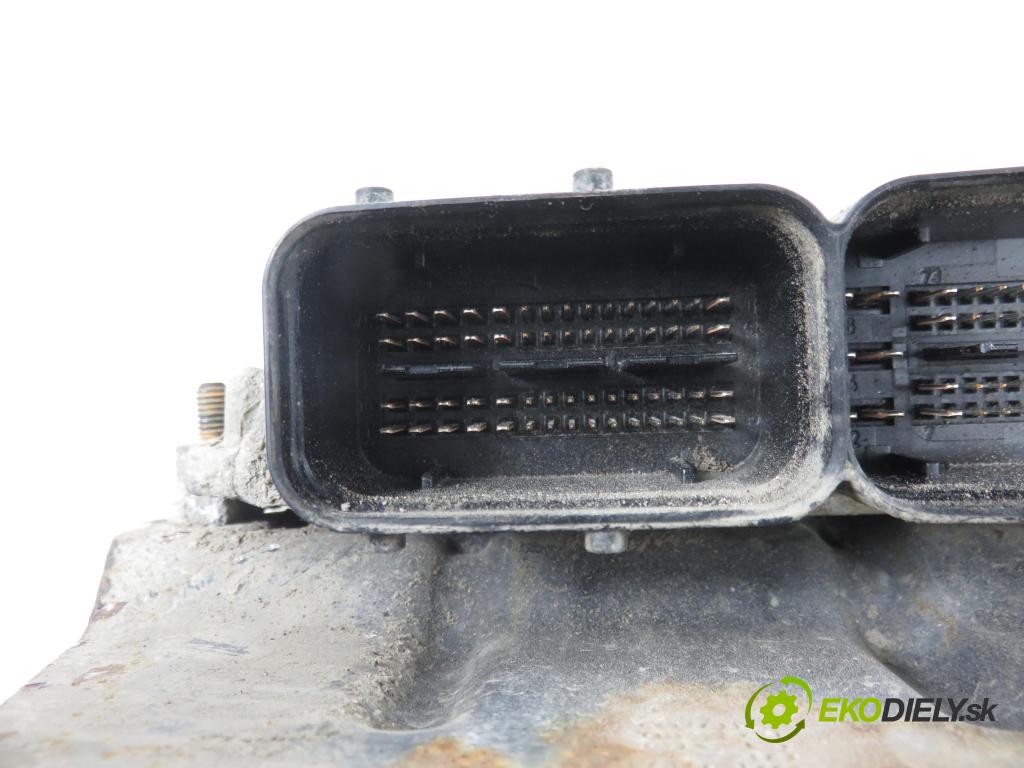 OPEL ZAFIRA B (A05) MINIVAN 2006 110,00 1.9 CDTI 150 - Z 19 DTH 1910,00 Riadiaca jednotka Motor 55205622 ; 0281014024 ; 55205622EP