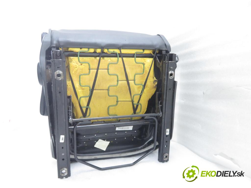 MERCEDES-BENZ VITO / MIXTO Skrzynia (W639) FURGON 2006 0,00 109 CDI - OM 646.980 2148,00 sedadlo ŘIDIČE / LP 