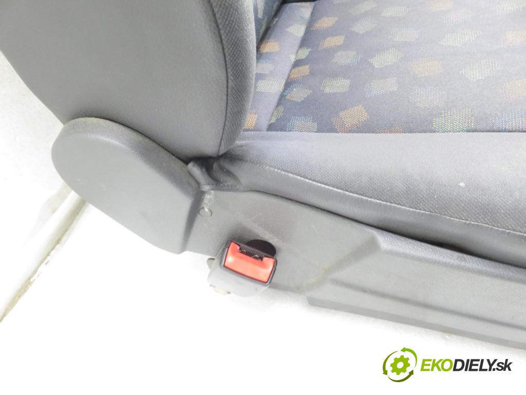 MERCEDES-BENZ VITO / MIXTO Skrzynia (W639) FURGON 2006 0,00 109 CDI - OM 646.980 2148,00 Sedadlo šoféri