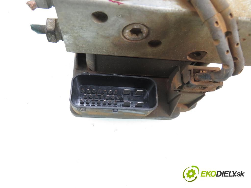 SEAT IBIZA II (6K1) HB 2000 66,00 1.9 TDI 90 - ALH 1896,00 Pumpa ABS 1J0614417A ; 1J0907379AF ; 10020402134 (Pumpa ABS)