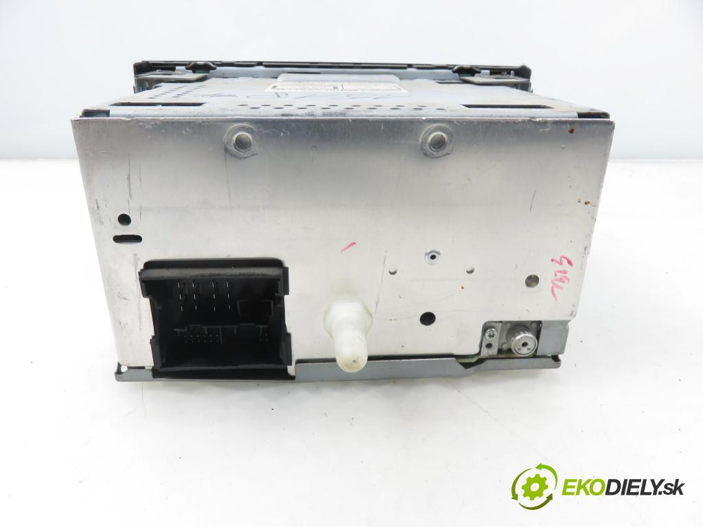 FORD FOCUS II Turnier (DA_, FFS, DS) KOMBI 2006 85,00 1.8 TDCi - KKDA 1753,00 RADIO CD 6S6118C815AG