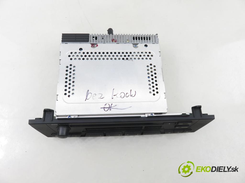 BMW X3 (E83) SUV 2005 110,00 2.0 i - N46 B20 B 1995,00 RADIO CD 6976888
