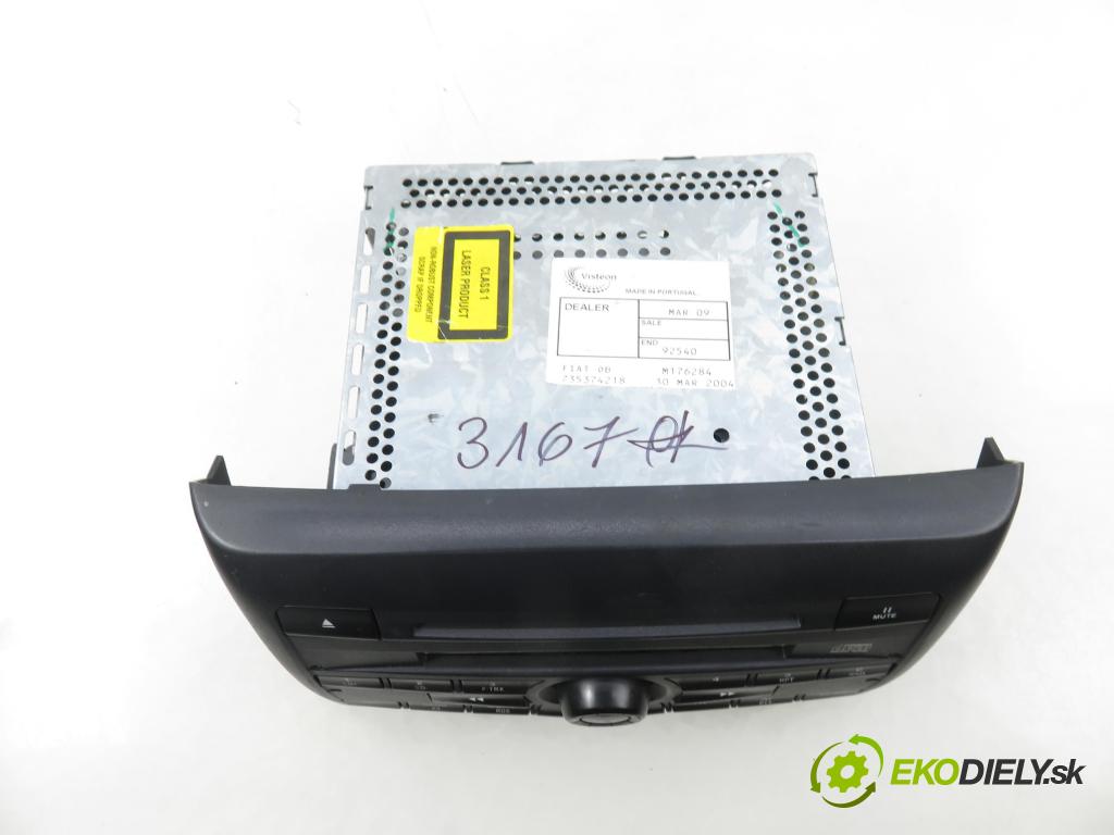 FIAT STILO Multi Wagon (192_) KOMBI 2004 66,00 1.4 16V - 192 B2.000 1368,00 RADIO CD 735374218 ; 2FCF18C838JA