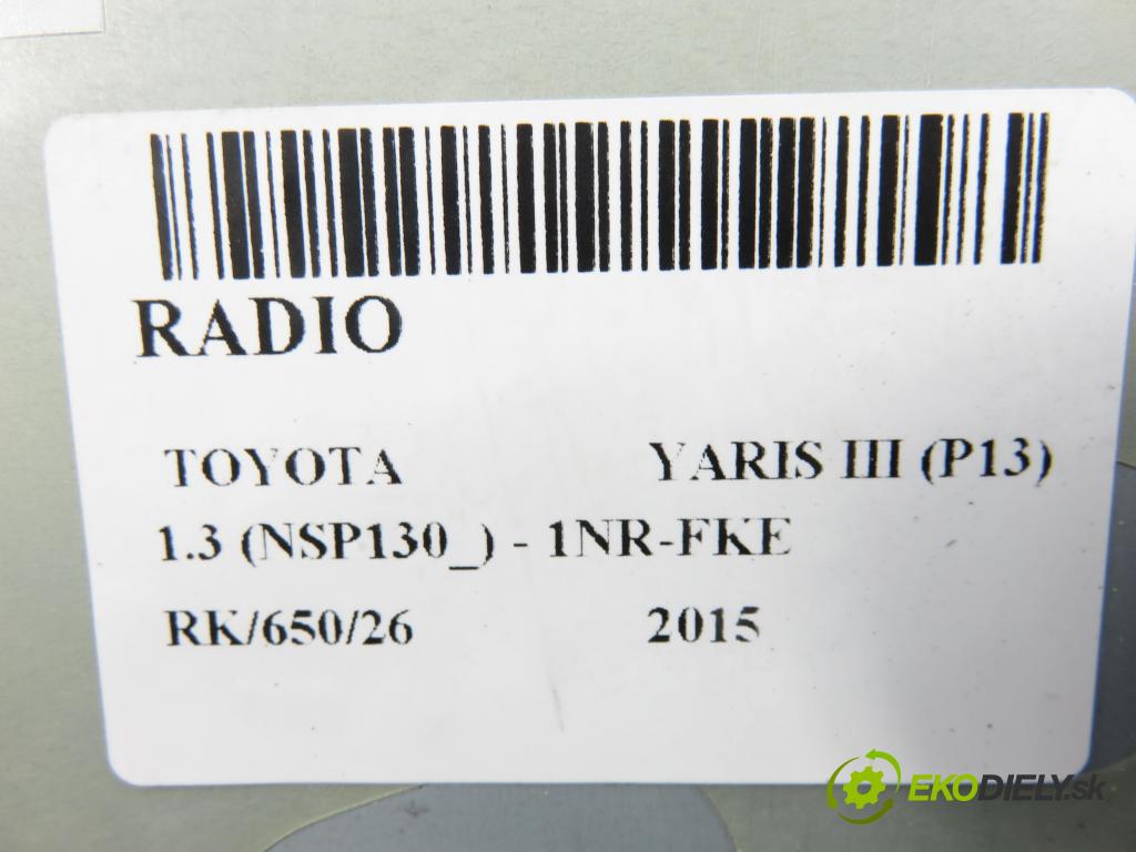 TOYOTA YARIS (_P13_) HB 2015 73,00 1.3 (NSP130_) - 1NR-FKE 1329,00 RADIO 861400D100