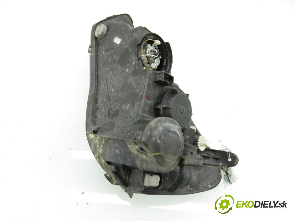 OPEL CORSA C (X01) HB 2005 51,00 1.3 CDTI - Z 13 DT 1248,00 světlo PP 89312829