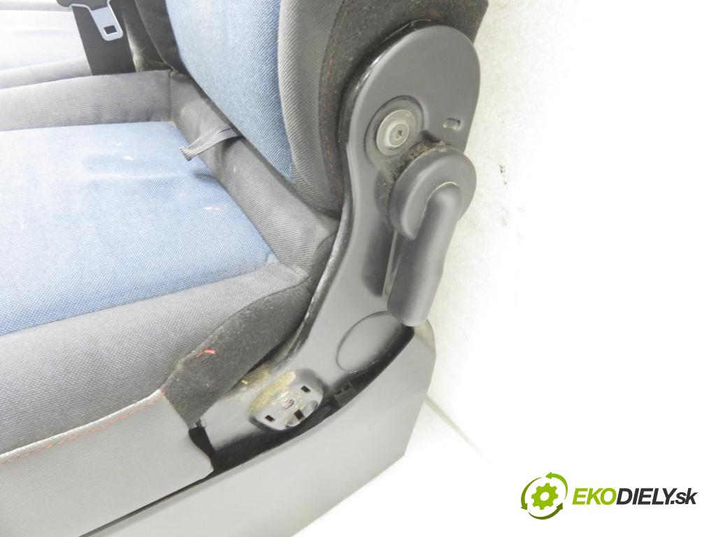 RENAULT MASTER III Skrzynia (FV) FURGON 2011 92,00 2.3 dCi 125 FWD (FV0C, FV0D) - M9T 676 2298,00 Sedadlo CESTUJÚCI/PP