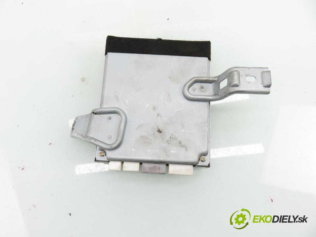 TOYOTA YARIS (_P1_) HB 2002 50,00 1.0 VVT- i 68 - 1SZ-FE 998,00 Riadiaca jednotka servočerpadlo 896500D011 ; 99118208 ; 1129000340 (Riadiaca jednotka)