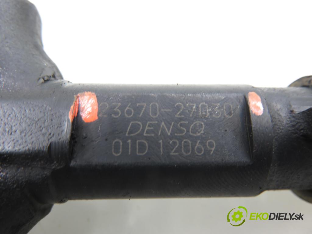 TOYOTA RAV 4 II (_A2_) SUV 2002 85,00 2.0 D-4D 4WD 116 - 1CD-FTV 1995,00 vstrekovač 2367027030 (Vstrekovač paliva)