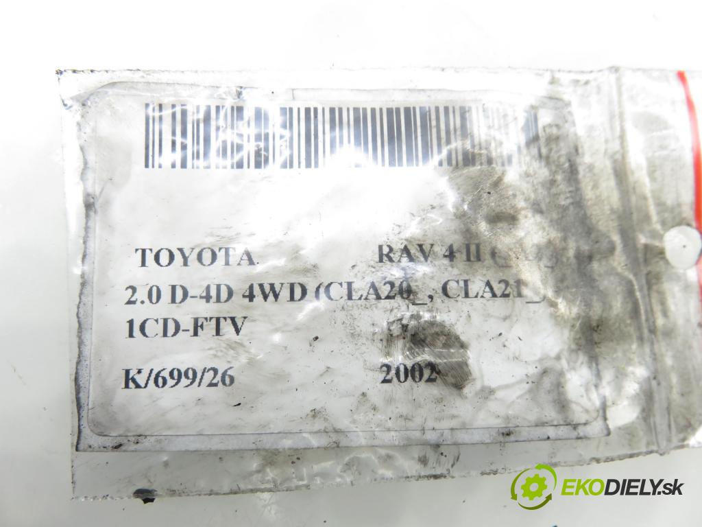 TOYOTA RAV 4 II (_A2_) SUV 2002 85,00 2.0 D-4D 4WD 116 - 1CD-FTV 1995,00 vstrekovač 2367027030 (Vstrekovač paliva)
