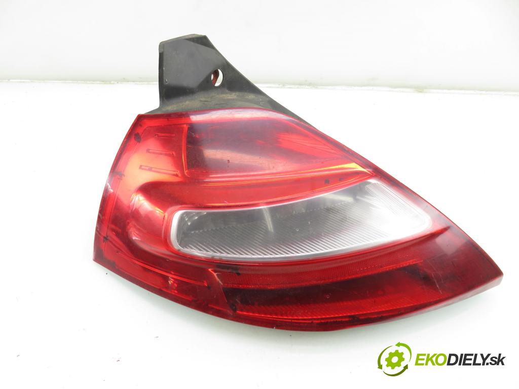 RENAULT MEGANE II (BM0/1_, CM0/1_) HB 2006 63,00 1.5 dCi - K9K 724 1461,00 Svetlo ľavé zadné 8200413214 ; 89038181 ; 8200413214C