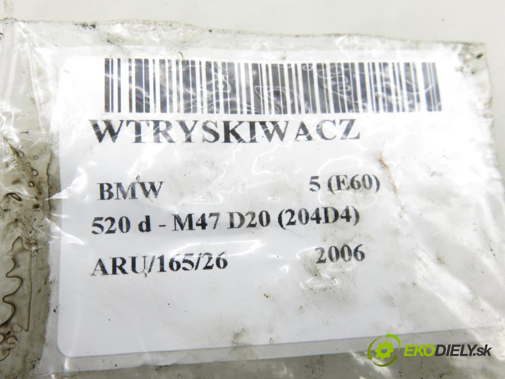 BMW 5 (E60) SEDAN 2006 120,00 520 d - M47 D20 (204D4) 1995,00 vstrekovač 7793836 ; 0445110216 (Vstrekovač paliva)