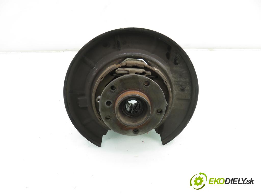 BMW 5 Touring (E39) KOMBI 2001 135,00 530 d - M57 D30 (306D1) 2926,00 náboj PT ABS