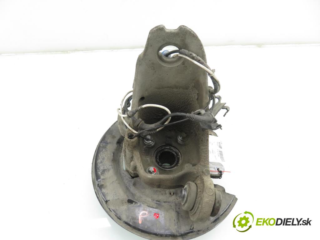 BMW 5 Touring (E39) KOMBI 2001 135,00 530 d - M57 D30 (306D1) 2926,00 náboj PT ABS
