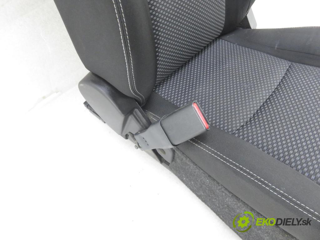 SUZUKI VITARA (LY) CROSSOVER 2016 0,00 1.6 (APK 416) - M16A 1586,00 Sedadlo šoféri