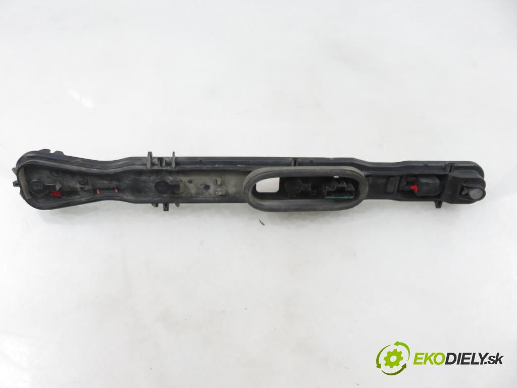 FIAT SCUDO (270_, 272_) BUS 2010 100,00 2.0 D Multijet - RHR 1997,00 vložka svetla ľavy zadné 89038145