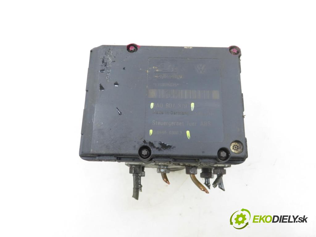 VW GOLF III (1H1) HB 1996 66,00 1.8 - ABS 1781,00 Pumpa ABS 3A0907379 ; 10094603003 ; 10020400174 (Pumpa ABS)
