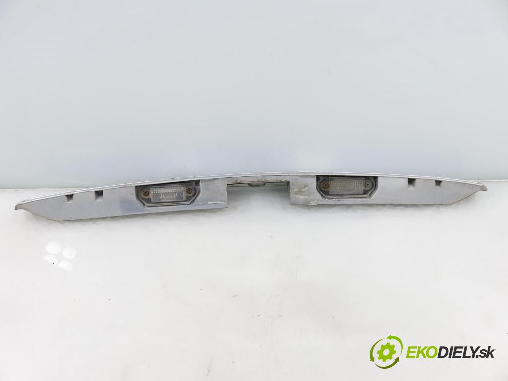 SKODA OCTAVIA I (1U2) LIFTBACK 2002 74,00 1.6 - AKL 1595,00 Zadné čelo dverí kufor 1U6827577E